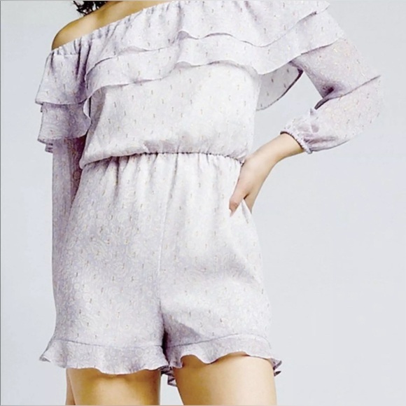 Express, lavender, off the shoulder romper. Sz L - Picture 2 of 14